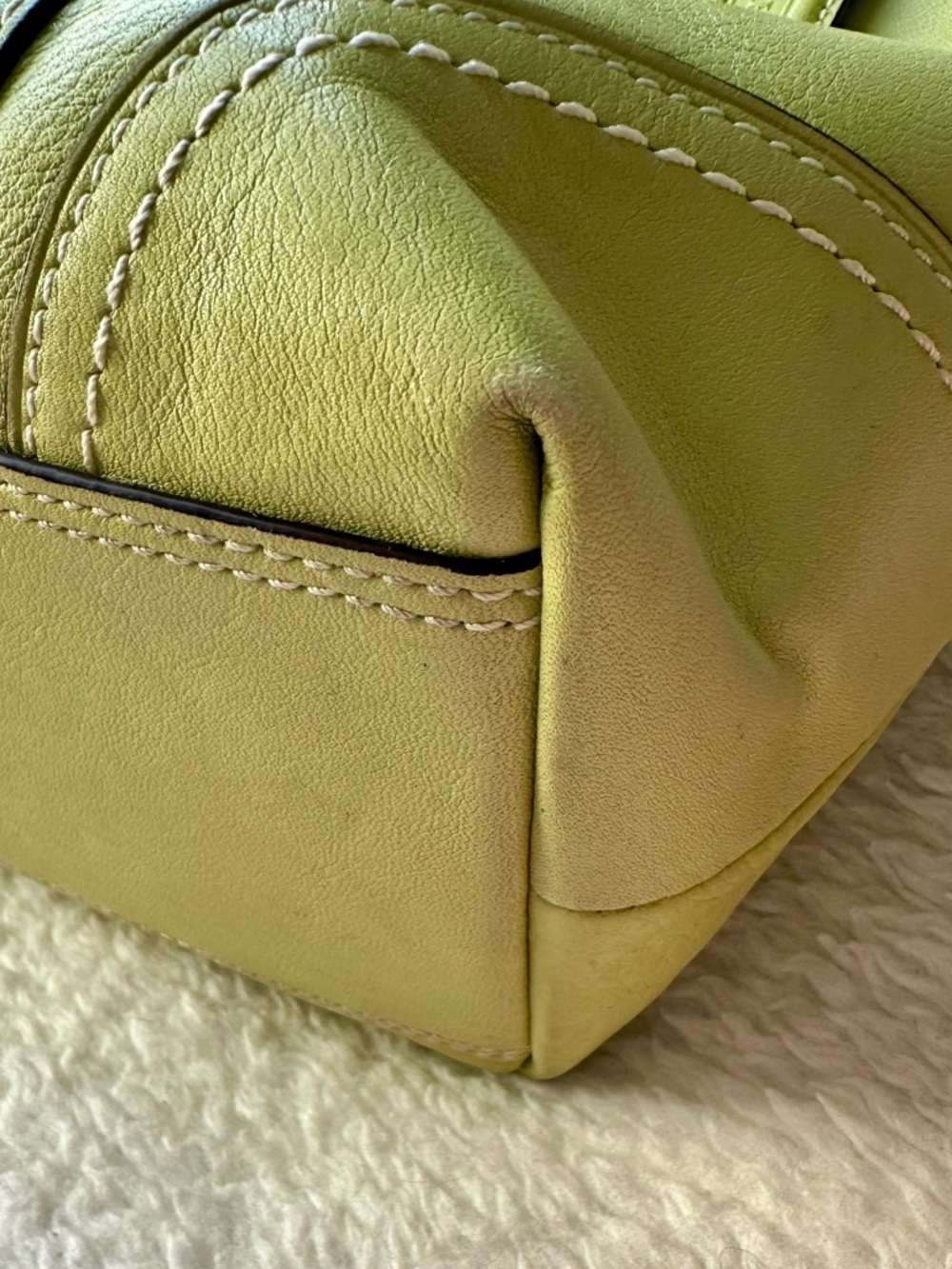 Coach Y2K  Lime Hampton Tote, F11201 - Picture 12 of 16